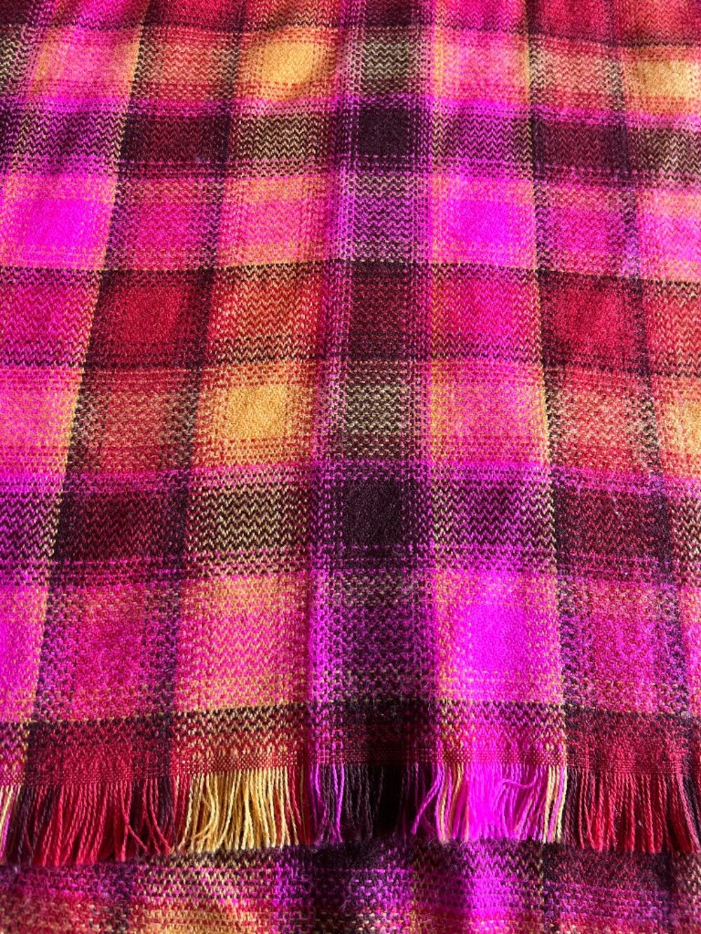 GAP Vibrant Pink & Orange Plaid Oversized Scarf - One Size - Soft & Cozy